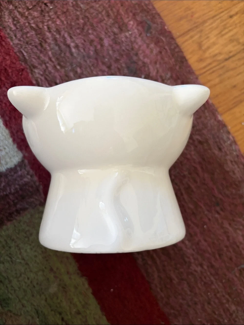 Nice Paws! Ceramic pedestal step ceramic kitty food bowl